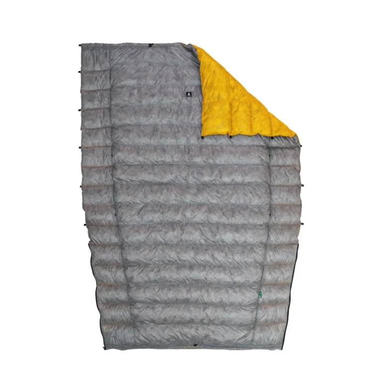 Ice Flame Down Quilt