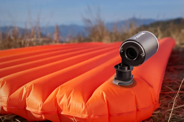 FLEXTAILGEAR Tiny Pump X Review: Ultralight Inflation Meets Lantern Utility FLEXTAILGEAR TINY PUMP X
