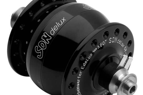 Schmidt SONDelux Dynamo Hub Review: Premium Power for Minimalist Riders Schmidt SONDelux Dynamo Hub