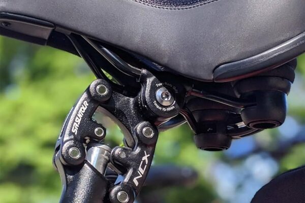 SR Suntour NCX Suspension Seatpost Review: Ride Comfort Without Compromise SR Suntour NCX Suspension Seatpost