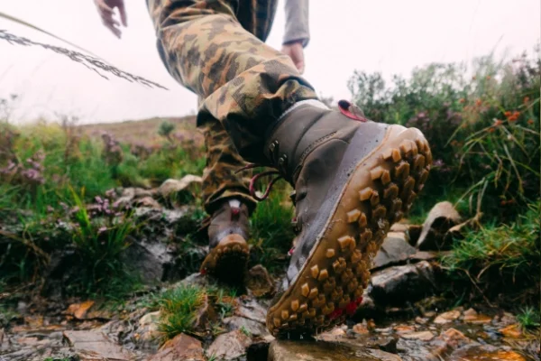 Vivobarefoot Tracker Leather AT Review: Barefoot Freedom Meets All-Terrain Toughness Vivobarefoot Tracker Leather AT Mens