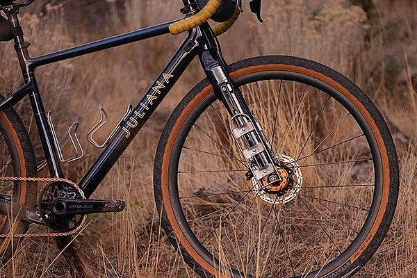 Old Man Mountain Axle Pack