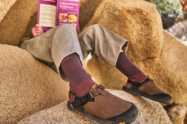 bedrock mountain clogs