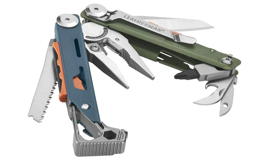 Leatherman Signal multi-tool