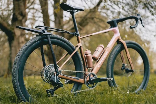 Tailfin Journey Rack